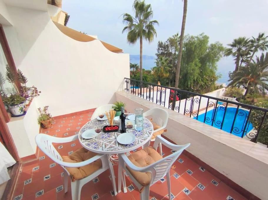 Beautiful 2 Bedroom In Calle Carabeo, Nerja Buitenkant foto